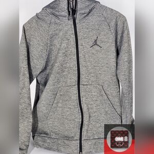 Air Jordan Dri-Fit Zip up Jacket in Heathered Grey.